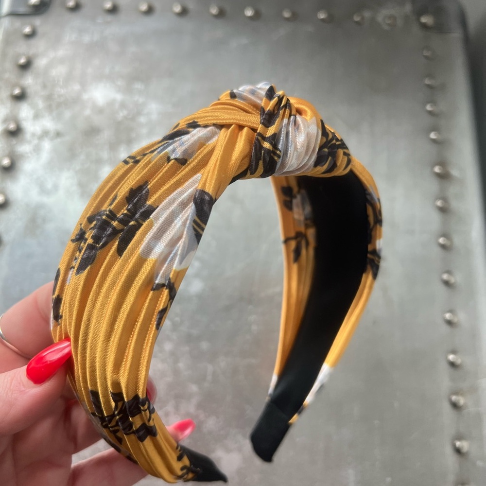 Yellow and Black Knotted Hair Accessory